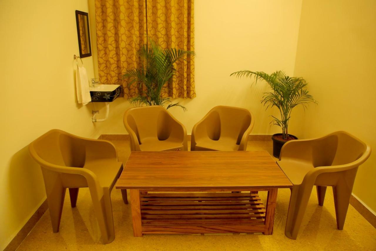 Bhavana Homestay Tirupati Esterno foto